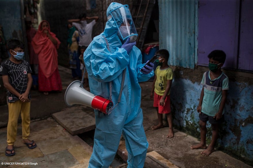 UNICEF envía 3.000 concentradores de oxígeno y otros suministros vitales a India mientras el país lucha contra el mortal incremento de la COVID-19 UNICEF envía 3.000 concentradores de oxígeno y otros suministros vitales a India mientras el país lucha contra el mortal incremento de la COVID-19