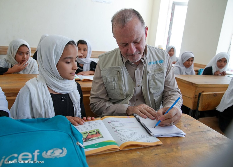 Ante el regreso de millones de personas a Afganistán, UNICEF pide un enfoque seguro, digno, voluntario y escalonado