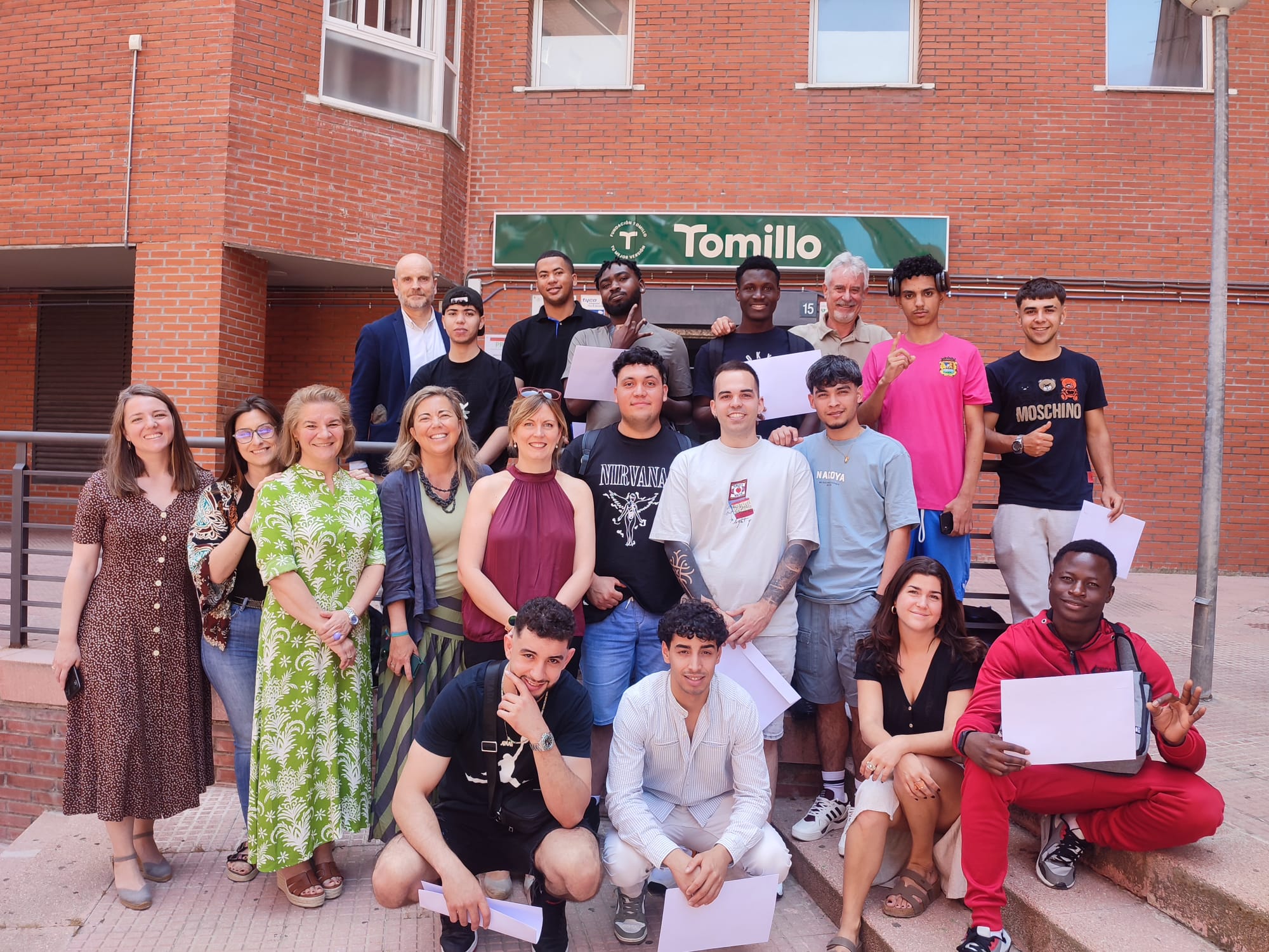 Alumnado CP Nivel 1 tras la graduación