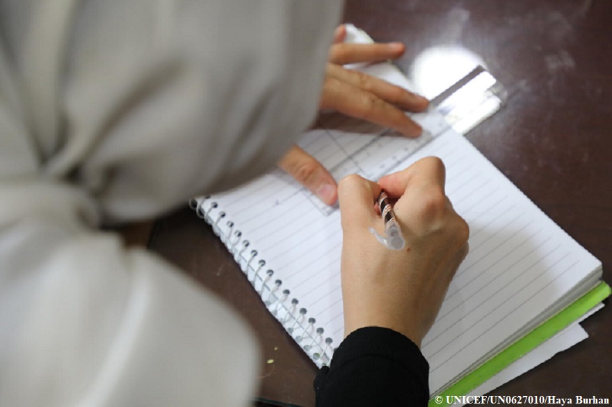 Meher, de 16 años, ya no puede ir a la escuela