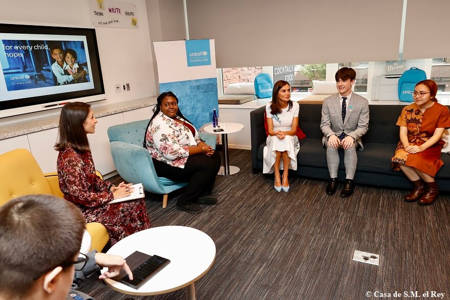 Su Majestad la Reina promueve la salud mental en el ámbito educativo