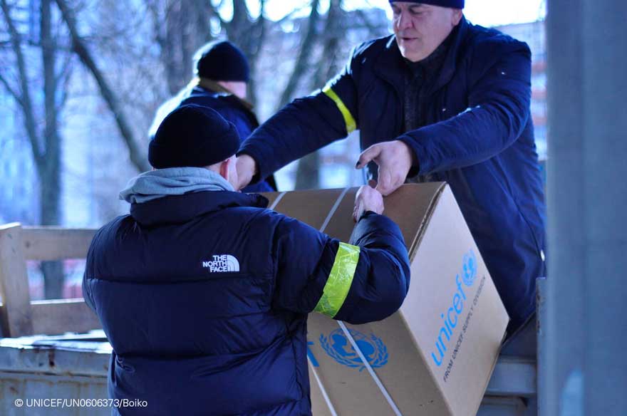 UNICEF entrega suministros en Ucrania
