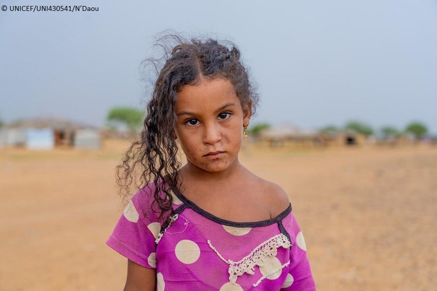 Una niña desplazada en Mali por la violencia