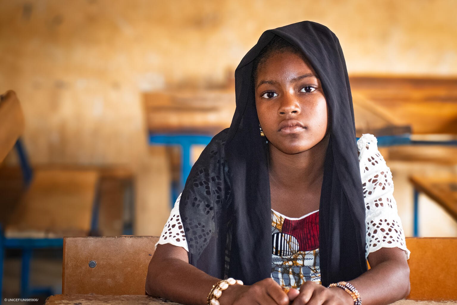 Fatoumata, 13 años, alumna de 5.º curso en la escuela de primer ciclo Boni A, Mali.