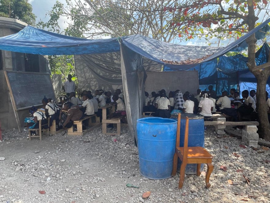 haiti-escuelas-destruidas.jpg