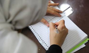 Meher, de 16 años, ya no puede ir a la escuela