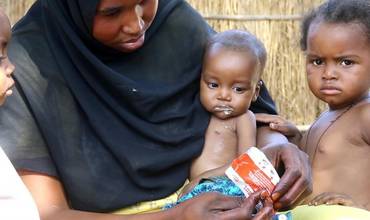 La hambruna se ha declarado en el campamento de Zamzam, donde 400.000 personas se desplazaron huyendo de la violencia