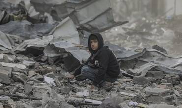 Franja de Gaza: más de un millón de niños y niñas llevan más de un mes privados de ayuda humanitaria
