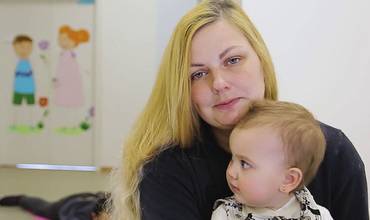 Yulia, madres de tres hijos, en Ucrania.