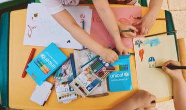 Ayudamos a los niños de Ucrania.