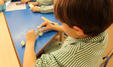 Vuelta al cole: Pedimos la gratuidad de libros de texto, comedor y transporte escolar