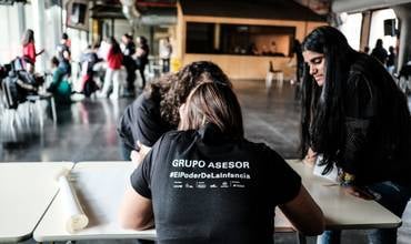 Adolescentes del Grupo Asesor de UNICEF España.