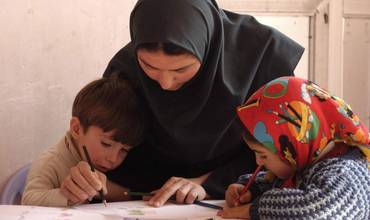 Protección de los niños y niñas de Irán.