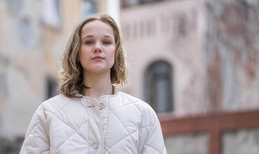 Anastasiia, una niña ucraniana de 16 años que ahora vive en Rumanía