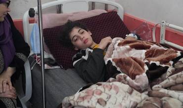 Paciente infantil en un hospital de Gaza durante la guerra