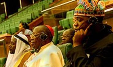 LÍDERES RELIGIOSOS Y LOS MEDIOS POR LA SUPERVIVENCIA INFANTIL EN ÁFRICA