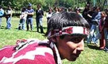 Los jóvenes mapuche de Chile hablan contra la discriminación