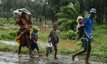 Atención a las familias afectadas por el huracán Ivan en Madagascar
