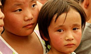 Ayuda a los niños y niñas de la provincia de Sichuan, para que superen los traumas causados por el reciente terremoto