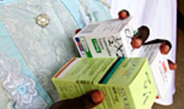 La historia de Janet: Medicamentos para el SIDA en el norte de Uganda, una región afectada por el conflicto