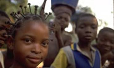 LOS MINISTROS DE SALUD AFRICANOS SE COMPROMETEN A ERRADICAR LA POLIOMIELITIS