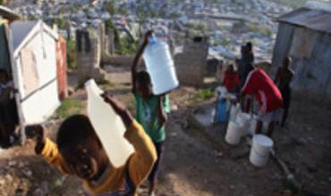 Tener instalaciones adecuadas de agua y saneamiento, clave para combatir el cólera