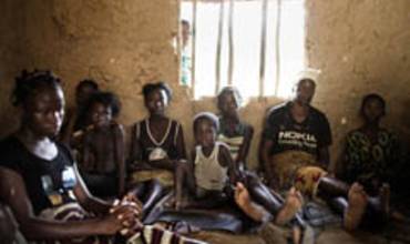 UNICEFek Boli Kostan familia lekualdatuei laguntzen die krisi bete-betean