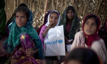 Educación en Pakistán: "Quiero que mi hija estudie y tenga un futuro próspero"