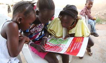 Ébola: prevenir el contagio en Liberia