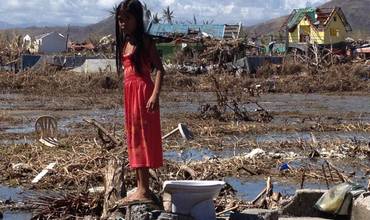 Tifón en Filipinas: Apple Joy, una superviviente de 10 años