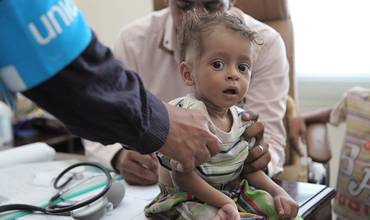 Un brote de cólera en Yemen agrava la situación de los niños