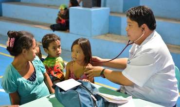 Tifón Hagupit: UNICEF se moviliza para llegar a los niños y las familias afectadas 