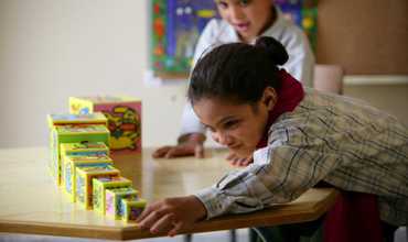 El Corte Inglés dona a UNICEF el beneficio de la iniciativa ‘Juguetes estrella’