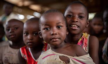 El aumento de la violencia en la provincia de Ituri, en República Democrática del Congo, agrava la ya desesperada situación para los niños 