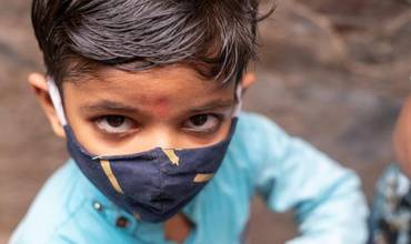 UNICEF, con el apoyo de DP World, envía suministros vitales para contribuir a luchar contra el aumento de casos de COVID-19 en India