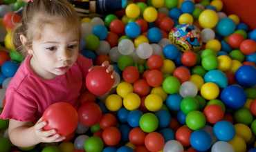 La Asociación Riojana de Hoteles y UNICEF, comprometidos con la protección de los niños