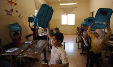 Las escuelas ofrecen esperanza para los niños sirios refugiados en Jordania