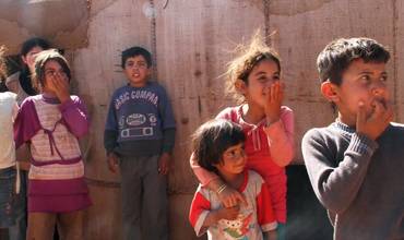 Líbano: los niños sirios se enfrentan al frío extremo