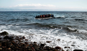 No se debe impedir que los buques de rescate salven a los niños en el mar Mediterráneo