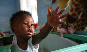 La mortalidad infantil cae en un 41%