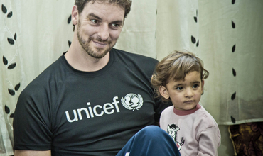 Pau Gasol durante su visita a Irak
