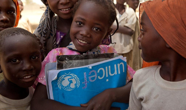 Ikea y UNICEF: peluches para la educación