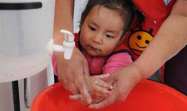 UNICEF y la Fundación Aquae se unen para mejorar el acceso al agua en la Amazonía peruana