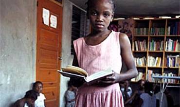 En Haití, UNICEF y sus aliados ayudan a que los niños y niñas empleados en el servicio doméstico recuperen sus derechos