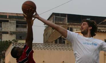 Gasol y el Afrobasket apoyan la lucha contra el SIDA