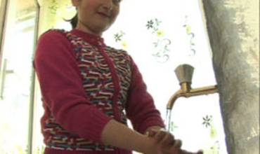 El agua ayuda a borrar las marcas de la guerra en Georgia