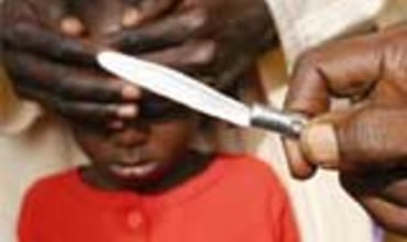 TRES MILLONES DE NIÑAS SUFREN LA MUTILACIÓN GENITAL FEMENINA CADA AÑO