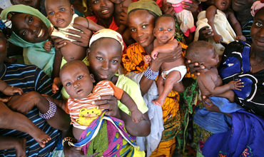 Campaña contra la desnutrición infantil