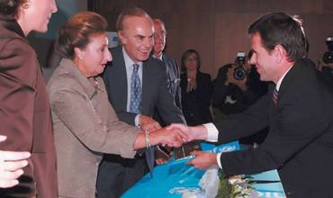 UNICEF-Comité Español distingue con sus Premios 2008 la labor de 16 personas e instituciones en defensa de la infancia