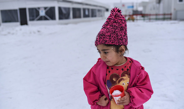 ¿Por qué otro invierno castiga a los niños refugiados en Europa?